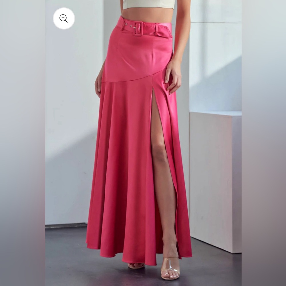 Pink Buckle Belted Split Skirt